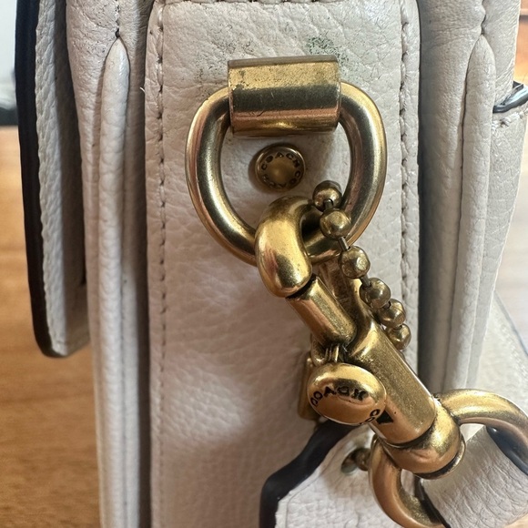 COACH Cassie 19 Chalk/Gold - Picture 10 of 13